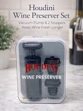 Houdini Wine Preserver Vacuum Pump w/ 2 Stoppers Set NWT